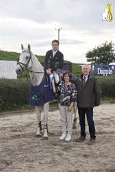 Francis Derwin wins the opening Autumn Grand Prix